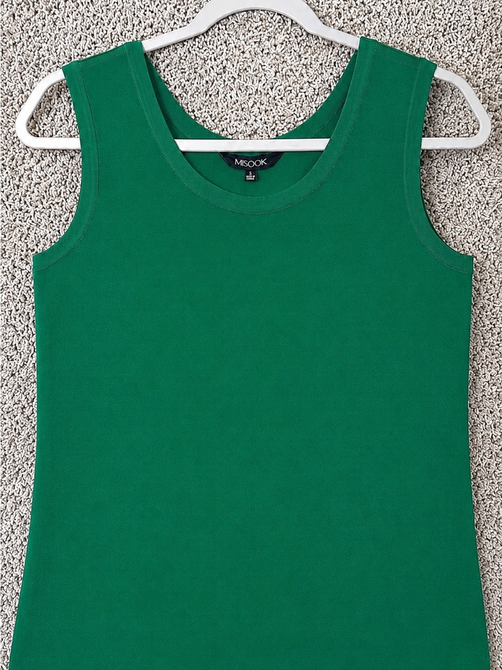Misook Green Sleeveless Tank Top